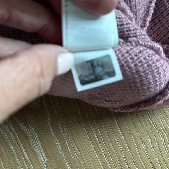 NWOT The North Face Pink Knit Beenie Cap soft warm OS - Picture 6 of 9